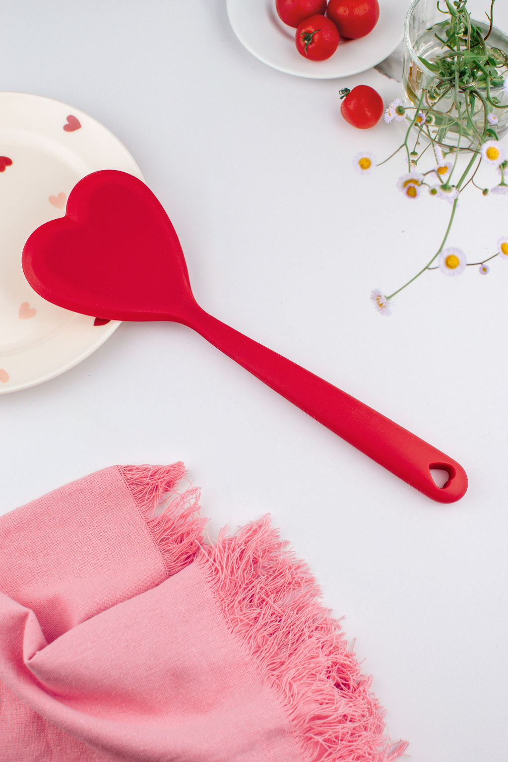 LT Sweetheart Red Heart Spatula