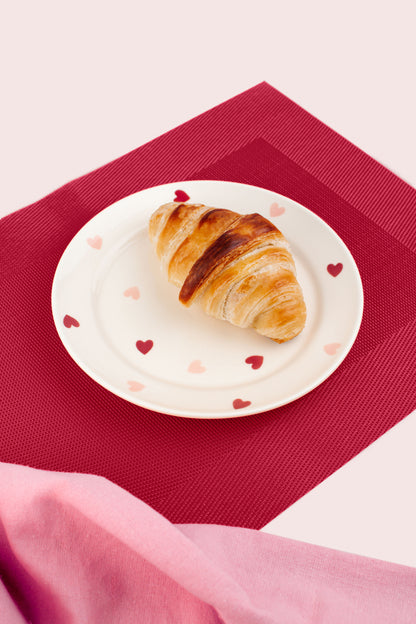 LT Love's Embrace Heart Plates Ready to Gift - Set of 4